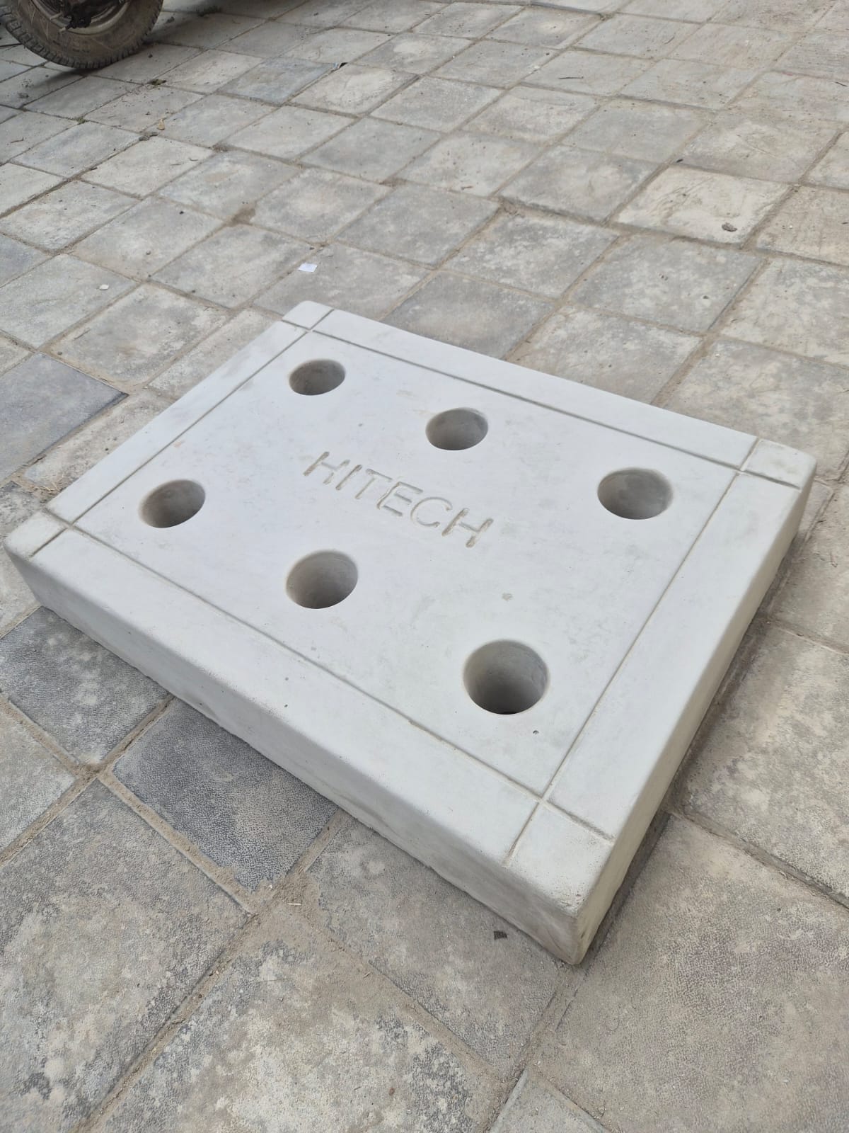 Saucer & Drain Covers